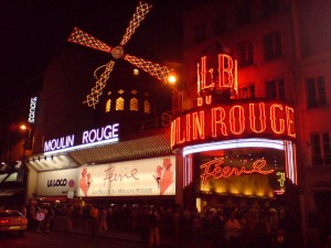 moulin rouge paris.jpg